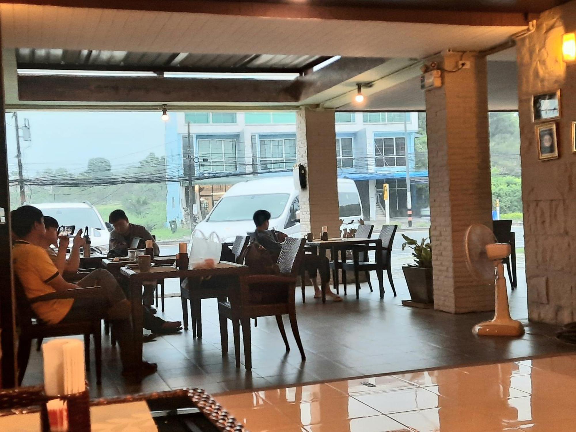 Purimas Resortel Rawai المظهر الخارجي الصورة